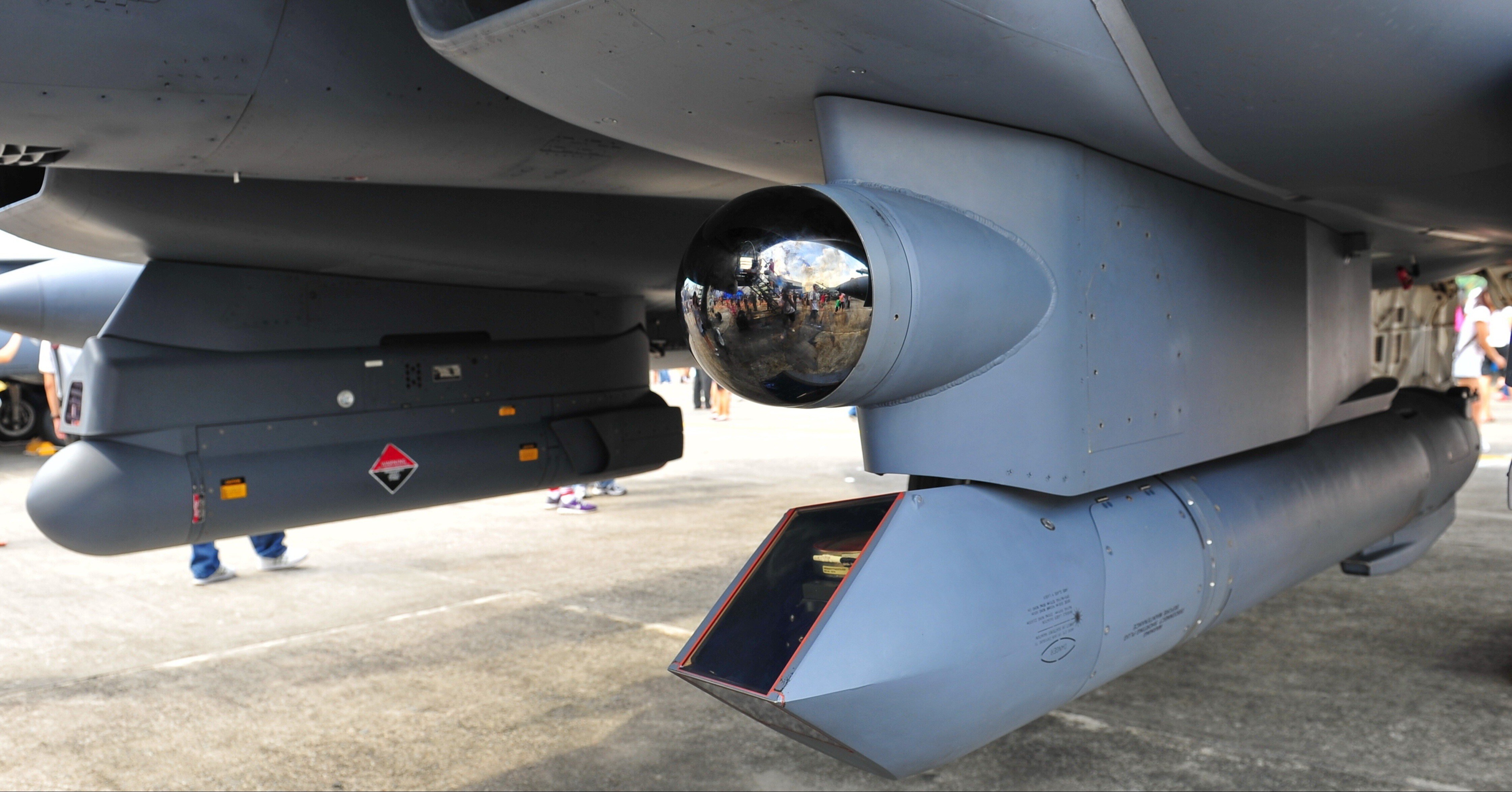 Lockheed's Sniper Advanced Targeting Pod (ATP)